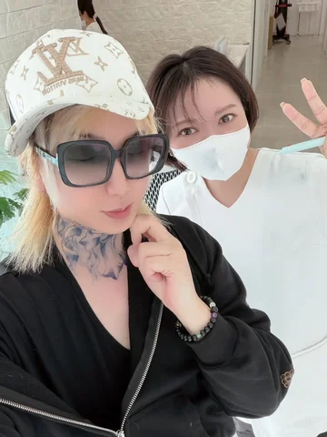 💐こんばんは💐

💐尾張の日向です💐

日向がヒアルロン酸やボトックス、
ジュベリック・サーフなど、

日向をバージョンアップして頂いてる、

#いりな
