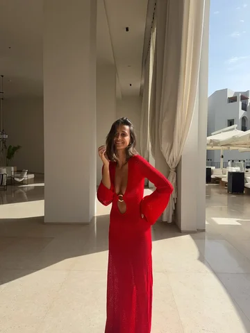 when he’s a red flag, but red is my favorite color 🌶️