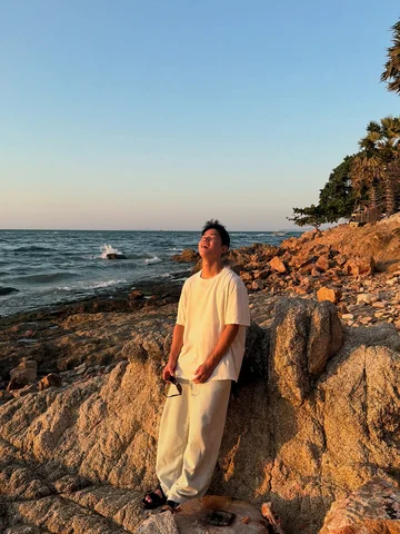 .

正月食べすぎて5キロ太った

幸先がよいです🍙

2026はどんなことが待ってるんだろうか！