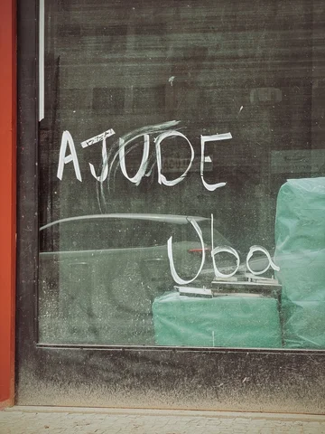 Não sou eu, mas VOCÊS através de mim.

Continuem ajudando, seguirei fazendo tudo