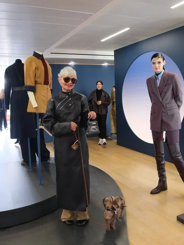 Just a girl, @hermes and a puppy, what else would she want!