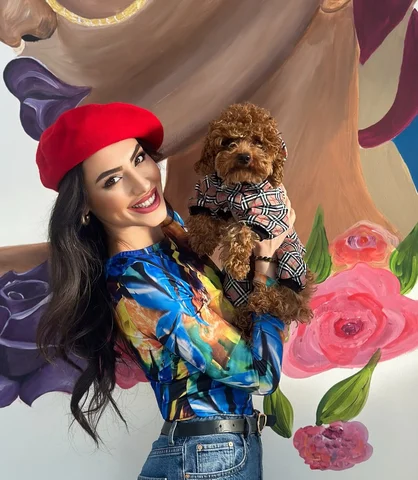 Sabah enerjisi + minik dost sevgisi = harika bir gün 🐶💗
Bugün Blissful Beauty’