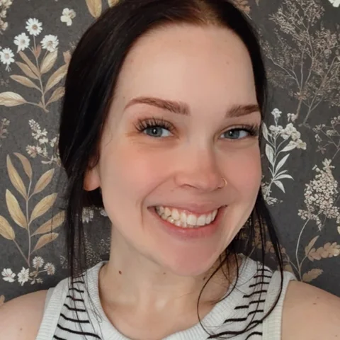 We have the most exciting news to share with you… Jaycee of @stay.at.home.artist