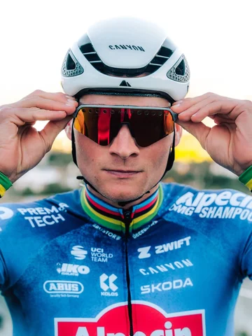 This is what legacy looks like. 

Stand out from the peloton. 
Discover the new 
