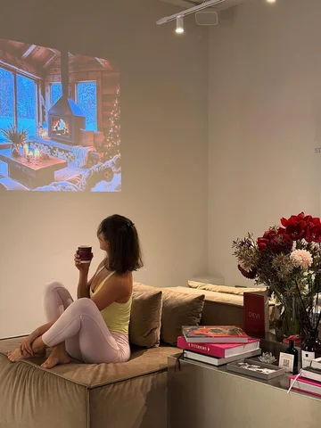 одним глазком в мою фотопленку 📚 ✈️ 🍳🧘🏽‍♀️