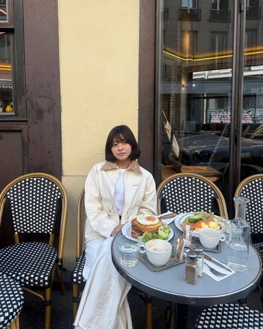 Breakfast with a cute guest 🐶☕️

#barbourjapan #バブアー