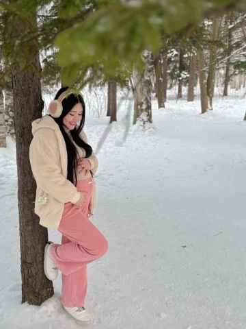 ✨ Asahikawa day 1 ✨

Ini di asahiyama zoo beneran cuma sempet makan siang sama n
