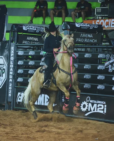 Saudade de um rodeio🖤😮‍💨