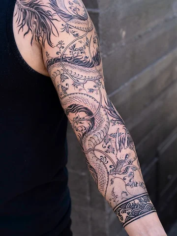 Haku dragon sleeve ☁️
.

If you have any healed photos, I’d really appreciate it