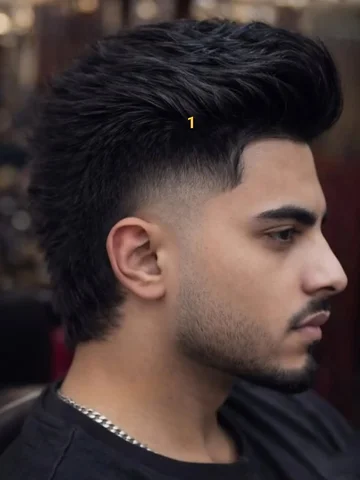 Top (  5 ) Trending Haircut. 
.
.
.
Unisex salon @dream_looks11
Odisha Chilikak 