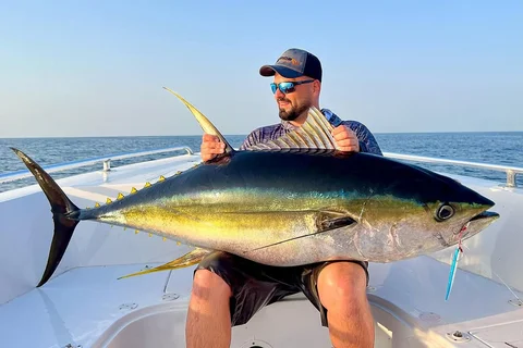 Vertical Jigging disiplini ile kendi rekorumu kırdım. 70 kiloluk bir sarı yüzgeç