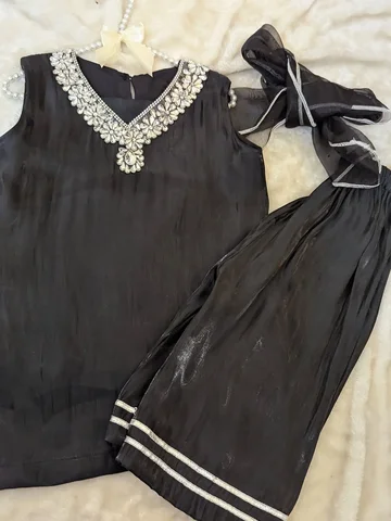 Customize any of your favorite dress in budget Dm me #foryou #viral #eid #online