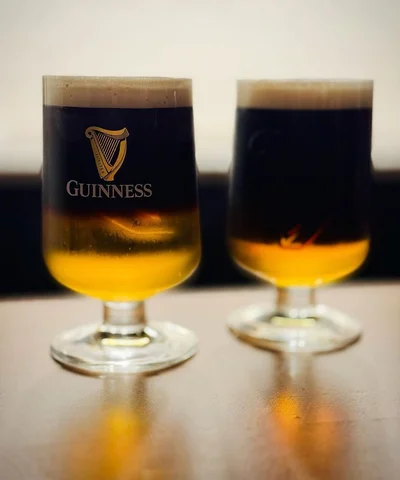 🍀 Perfect pour for St. Patrick’s Day 🍀

Layered just right — Harp Lager on the