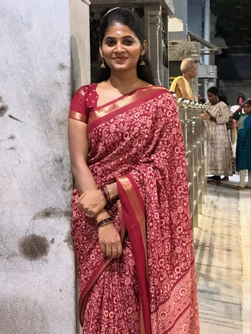Good vibes✨♥️
Saree @yazhvi_sarees 
.
.
.
.
.
#murugan #vadapalani #sareefashion