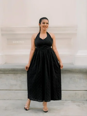 Emma V-Waist Maxi Dress 
Price : Rs 3500/-
Material : Embossed Cotton 
Color : B