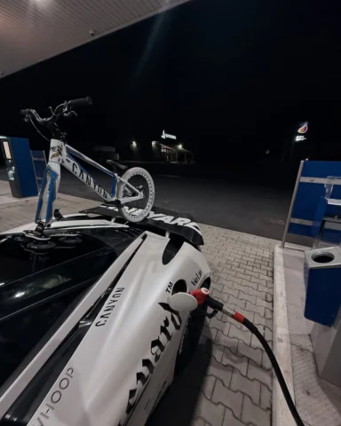 We‘ve been charging🔋
Thanks @canyon for the rides🙏🏻 Got a -10% code for the S