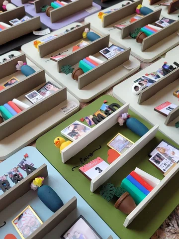 Coleccion de mini libreros 💜

Abrumada quedé después de San Vale y a penas voy 