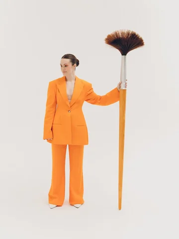 I searched a full year for this giant paintbrush several years ago now😂 One of 