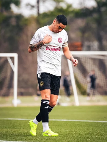 Seguimos 🙏🏻🔋❤️🖤