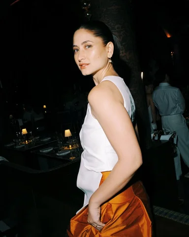 Stepped out on a Sunday evening to celebrate @victoria_belo ! 🥳🎂🎁 thank you f