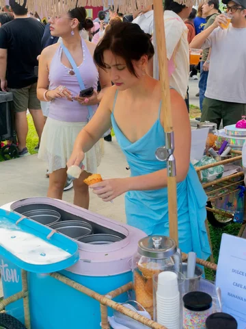 When people ask what I do for a living. 🍨

Have you seen the new @pinkertonicec