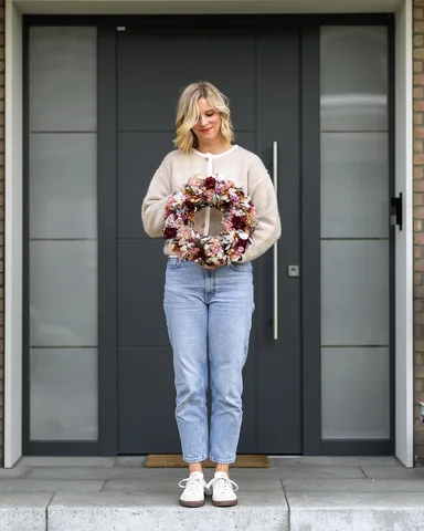 Hi, ich bin Anne 🌸
Im November 2020 habe ich mir mit meinem Herzensprojekt eine