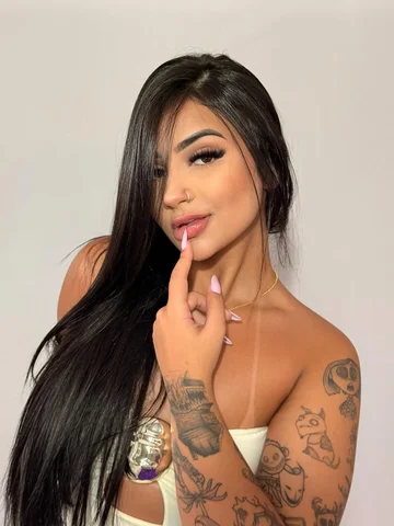 Saudade que eu tava de fazer uma sessão de fotos 🤍✨