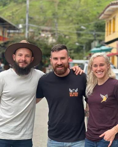 Hanging out with two legends on the industry🔥🔥☕️ @roasterkat @carlos.esco.bar