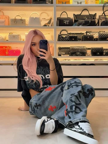 Obsessed with these kicks🖤👟 @blvckd0pe