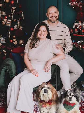 Feliz Natal 🎄 

“Porque um menino nos nasceu, um filho nos foi dado, e o govern