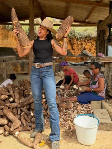 Um dia de ajudante na CASA DE FARINHA de Sr Rubem 🥔 🌾❤️

TE FEZ LEMBRAR ALGO D