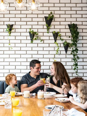 You bring the people, we’ll bring the brunch

Tables are limited—reserve for Eas
