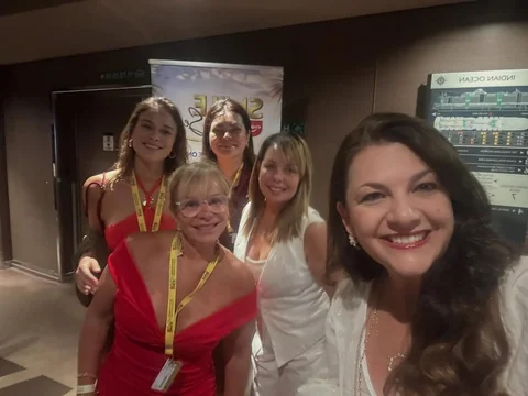 Momentos incríveis do @dentalconferenceonboard com amigos muito especiais! Grati