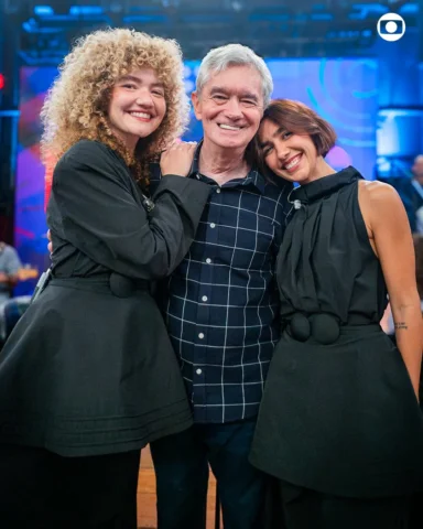 Neste sábado, o @serginhogroisman recebe @eliana, @marcosrossireal e @dalenogare