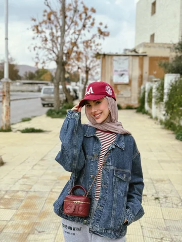 في احلى من هالستايل ؟🤭❤️🤍
قيمولنا اطلالة اليوم عسريع🫣