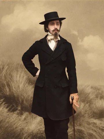 Today’s wardrobe is yet again inspired by the 1850s and is primarily comprised o