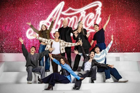 La squadra Zerbi-Cele, i più “fighi” della tele! 

Questa sera riparte il serale