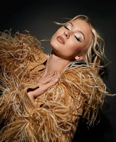 throwback to last year with @zaralarsson 🤍 hair by me
big thanks to:
@ninaakali