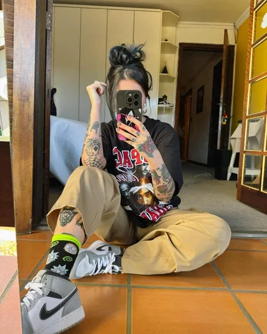 do stories pro feed 🙋🏻‍♀️ 
cupom de desconto na @useprison : MAY15