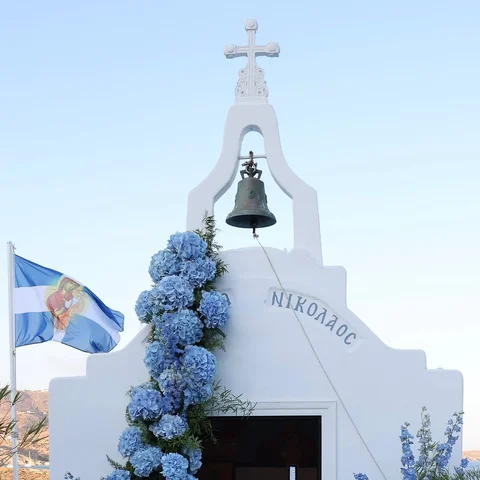 Προχτές σε αυτό το γραφικό εκκλησάκι βαφτίσαμε τον Βασίλη μας.
Πρόσφατα πέρασα κ
