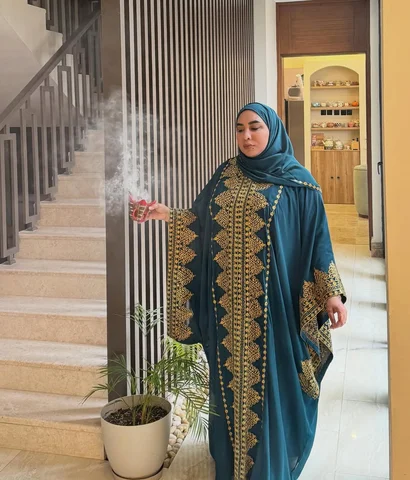 ثاني ايام العيد🤍🤍
لبستي من @bw.boutique.om 
بخوري الجميل جدا من @junaidperfume