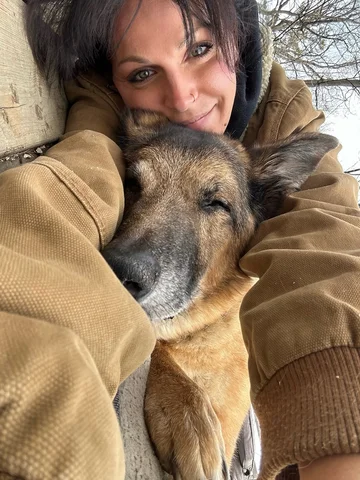 Our kinda SUNDAY FUNDAY! Naps and Snacks. Which type are you? Django - Nap or St