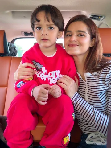Mama’s best boy..❤️☺️

#miraan #love