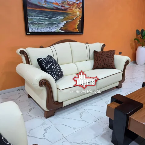 Proudly made in 🇳🇬 

7 seater produced with real leather plus centre table

So