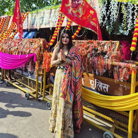May maa durga heal all our wounds. 
.
.
.
.
.
.
.
.
.
.
.
.
Upsc motivation 
Ias