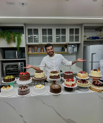 Às vezes, a vida nos ensina que não é sobre chegar, mas sobre viver o processo.
