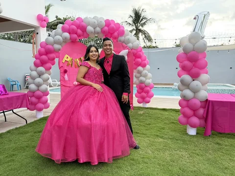 Feliz cumpleaños mi niña Hermosa te amo mucho que Dios te regale muchos años mas