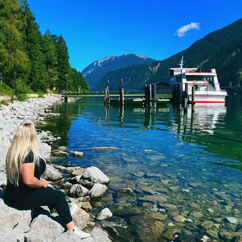 ☀️📸
.
.
.
.
.
.
.
.
.
#österreich #tirol #seehotel #see #dampfer #sommer #urlau