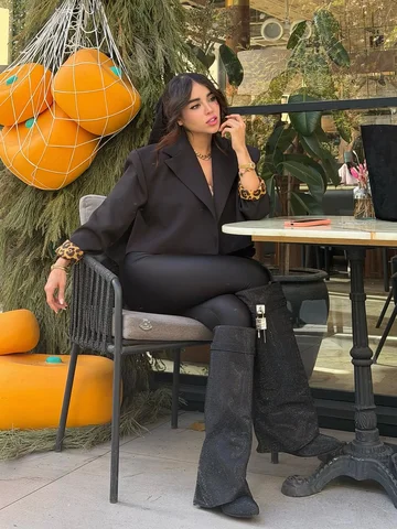 تنخور کت 🐆
به نظرم هرکی به استایل های 🐆علاقه داره باید یدونه از این کت داشته ب