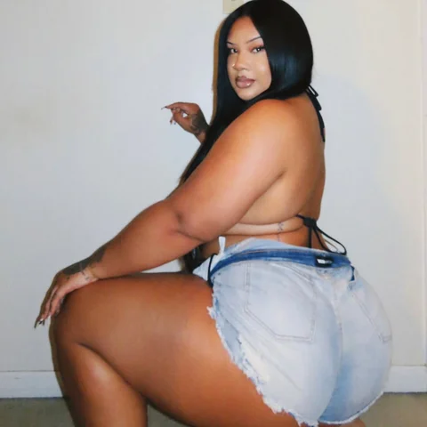 Just a girlllll